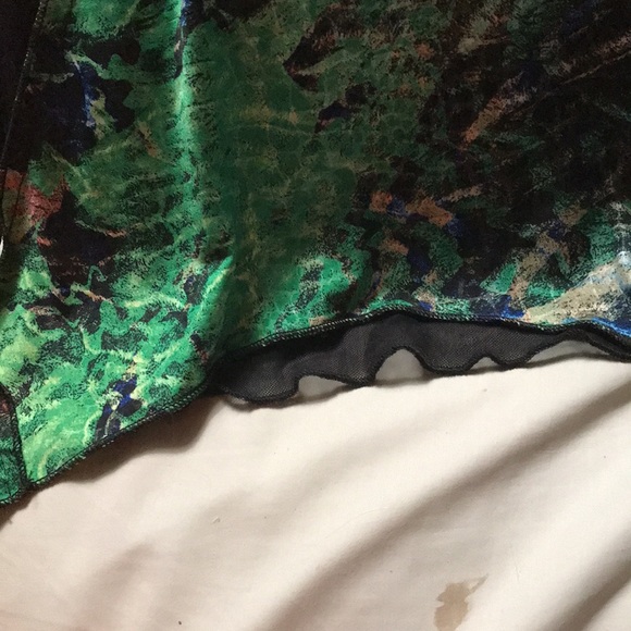 Long sleeve blouse in patchwork. In excellent shape like new. Other colors - Picture 2 of 2